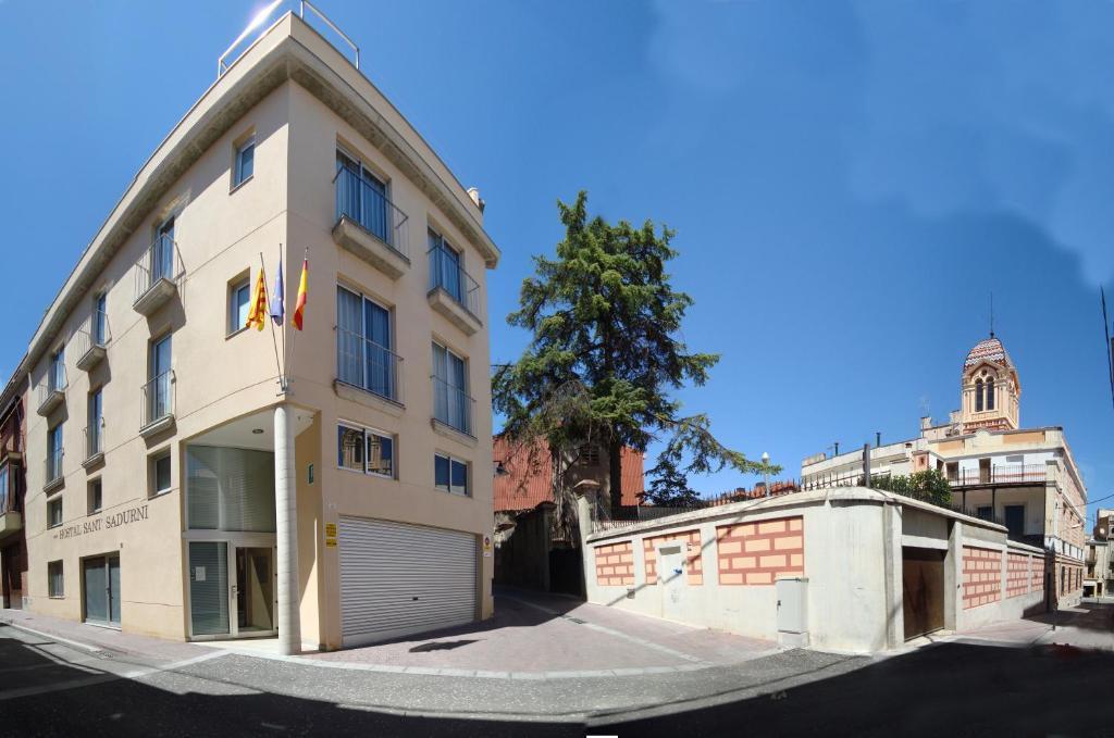 Hostal Sant Sadurni Sant Sadurní dʼAnoia Buitenkant foto