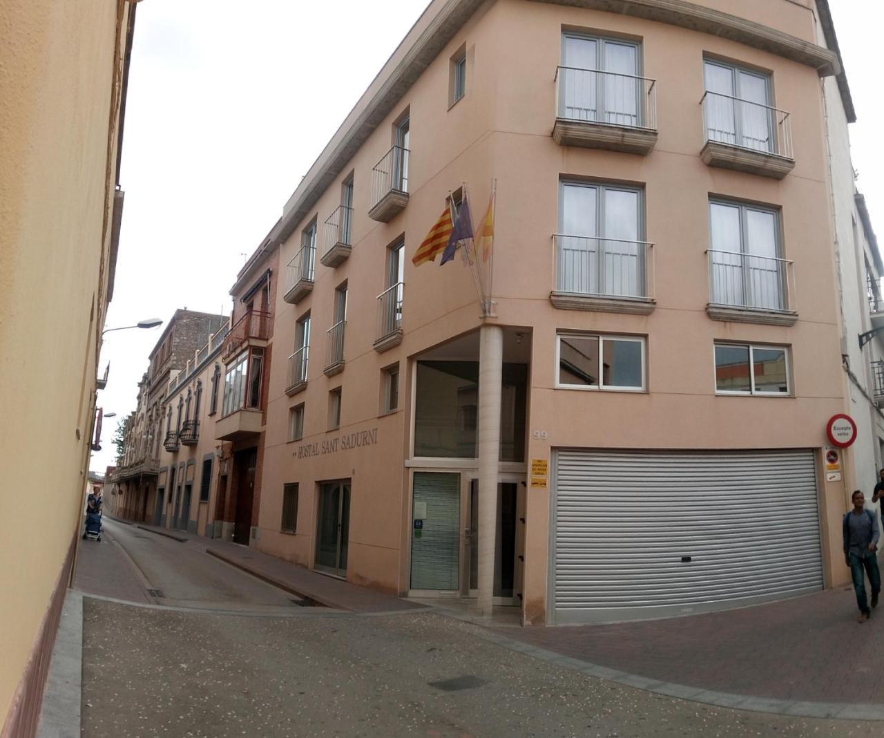 Hostal Sant Sadurni Sant Sadurní dʼAnoia Buitenkant foto